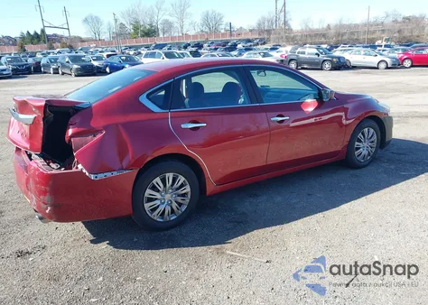 2015 Nissan Altima 2.5/2.5 S/2.5 Sl/2.5 Sv из США, поврежденный, VIN 1N4AL3AP7FC252673